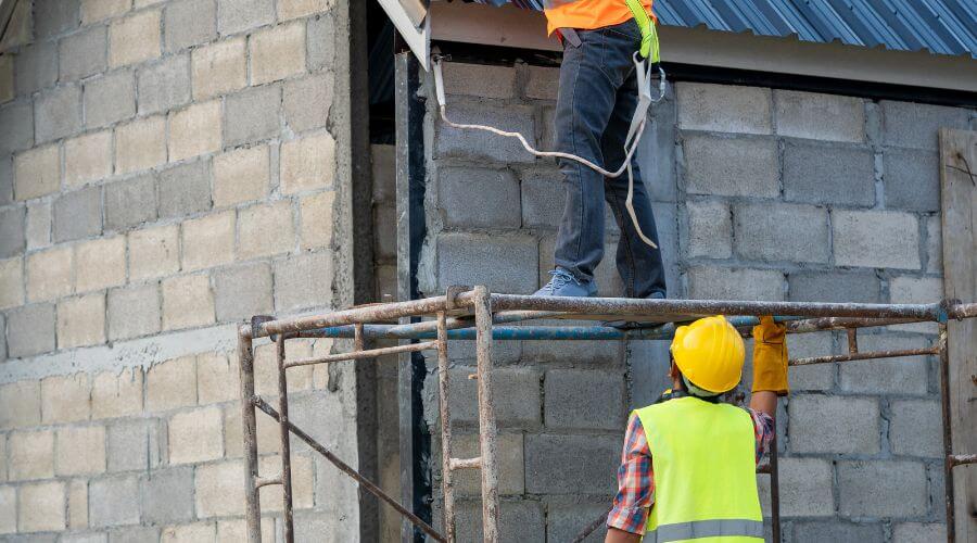 Expert Emergency Roof Repairs services in Burgoon, OH